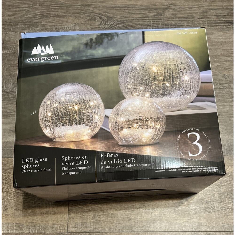 Evergreen, Set 3 - LED Glass Spheres Towers | Hand-blown Glass